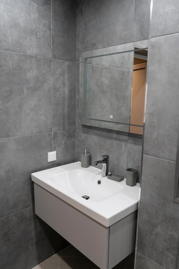 Urban Elegance By Eagles' Bridge Apartment Sofia Exterior foto